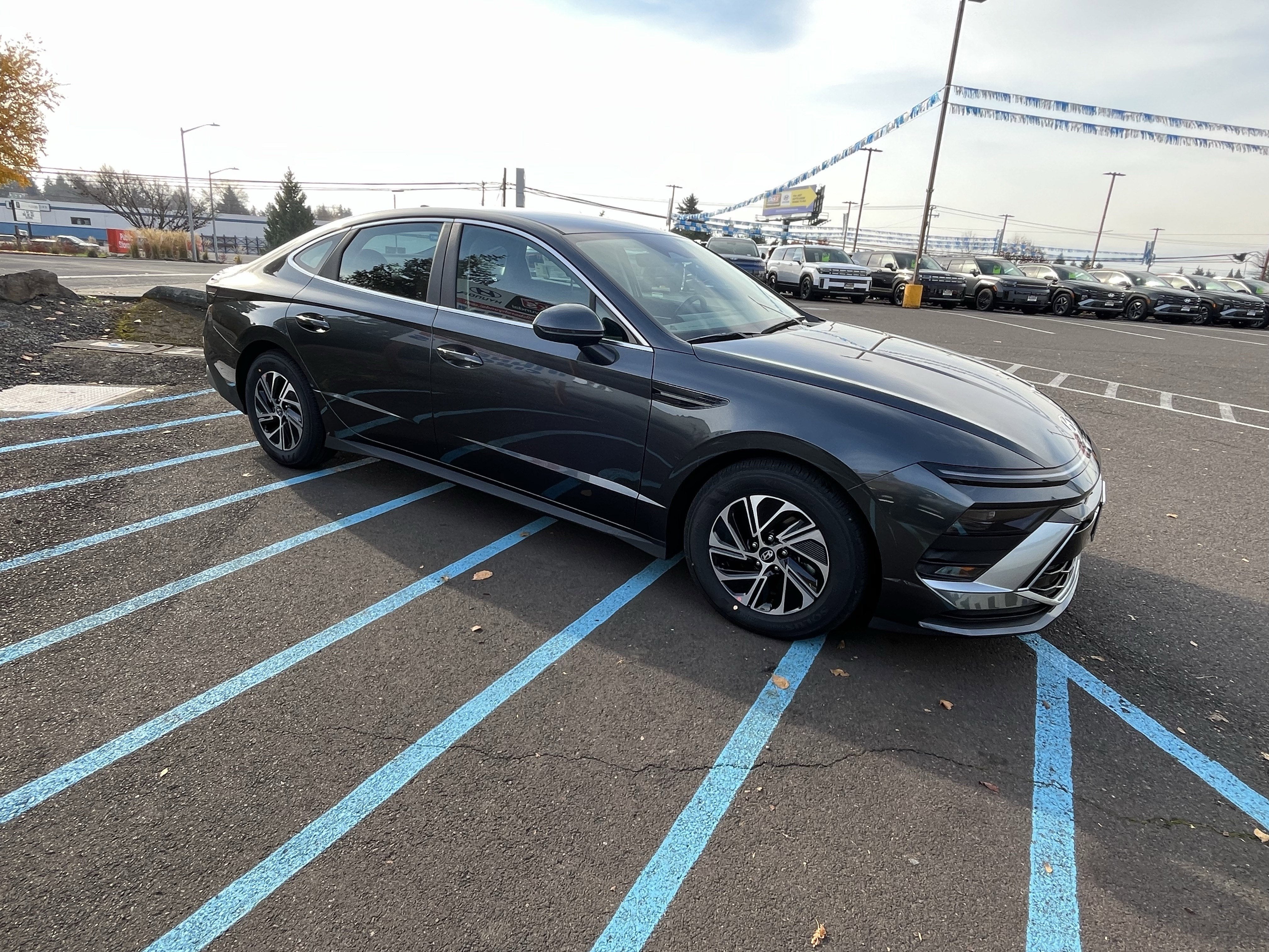 2026 Hyundai SONATA HYBRID Blue