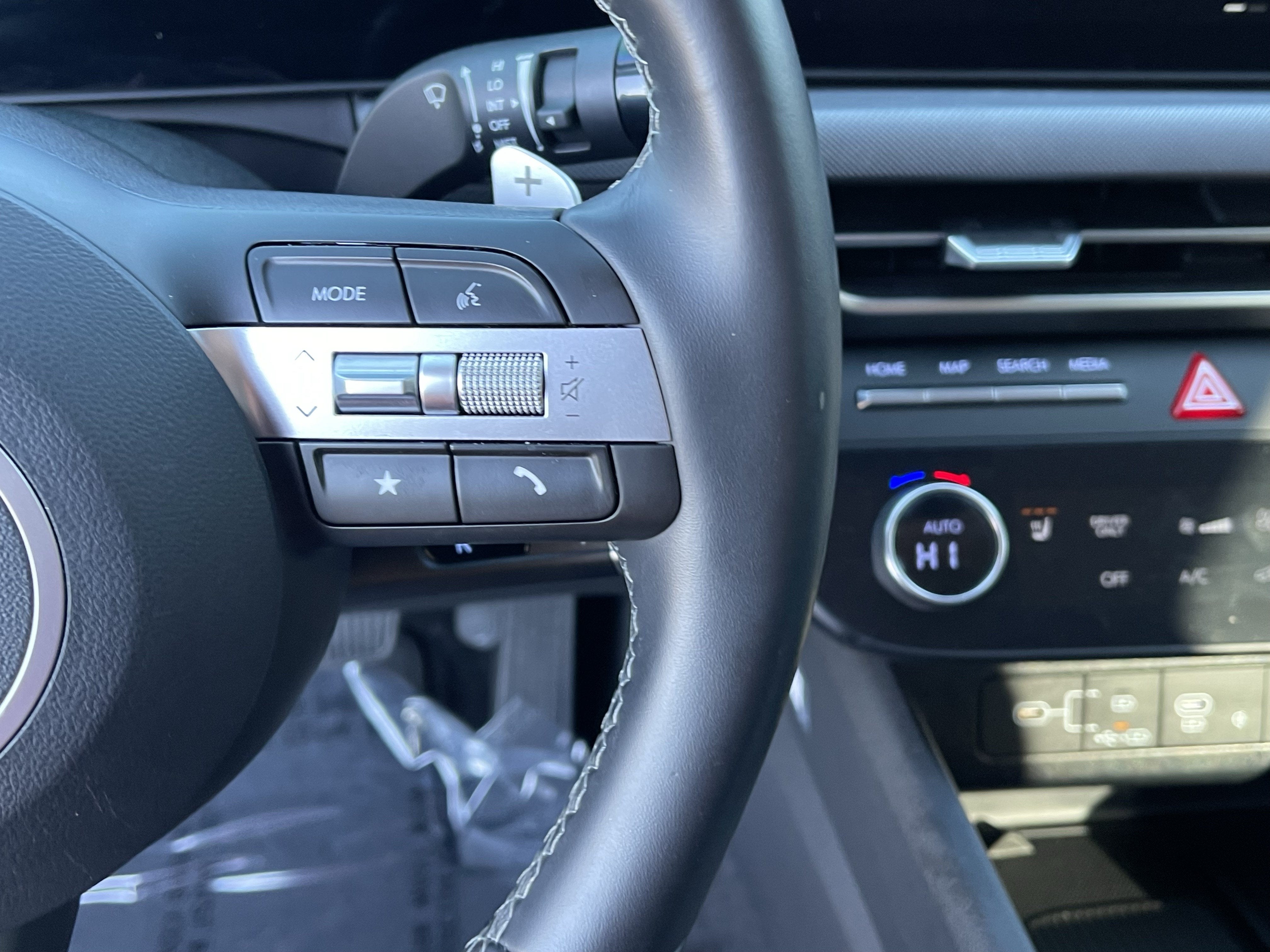 2025 Hyundai SONATA HYBRID SEL