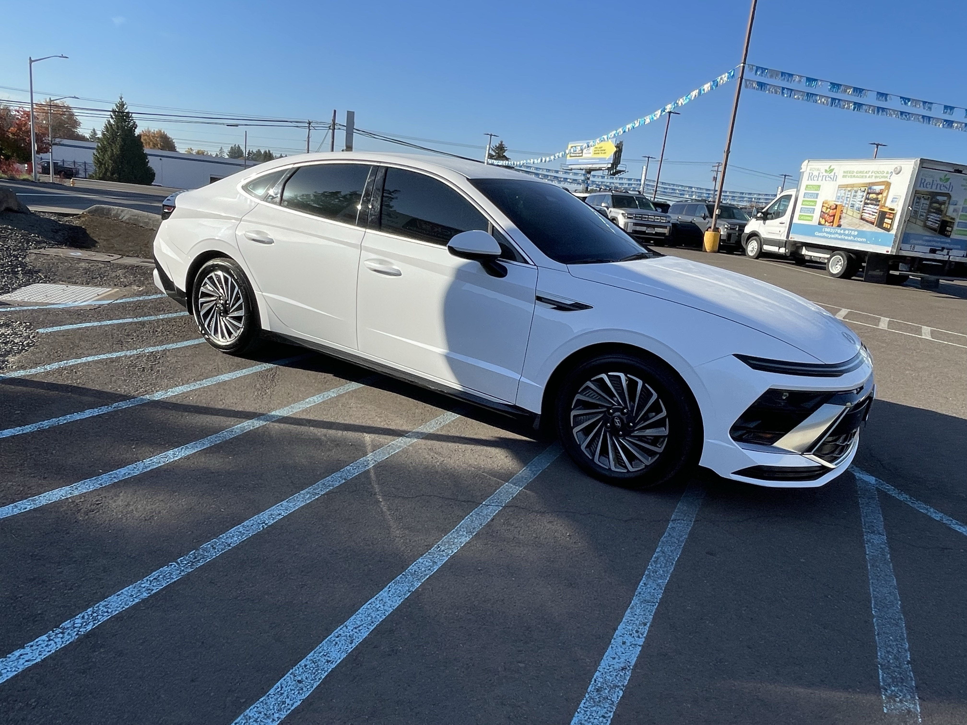 2025 Hyundai SONATA HYBRID SEL