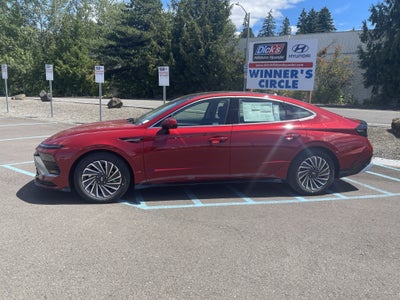 2026 Hyundai SONATA HYBRID SEL