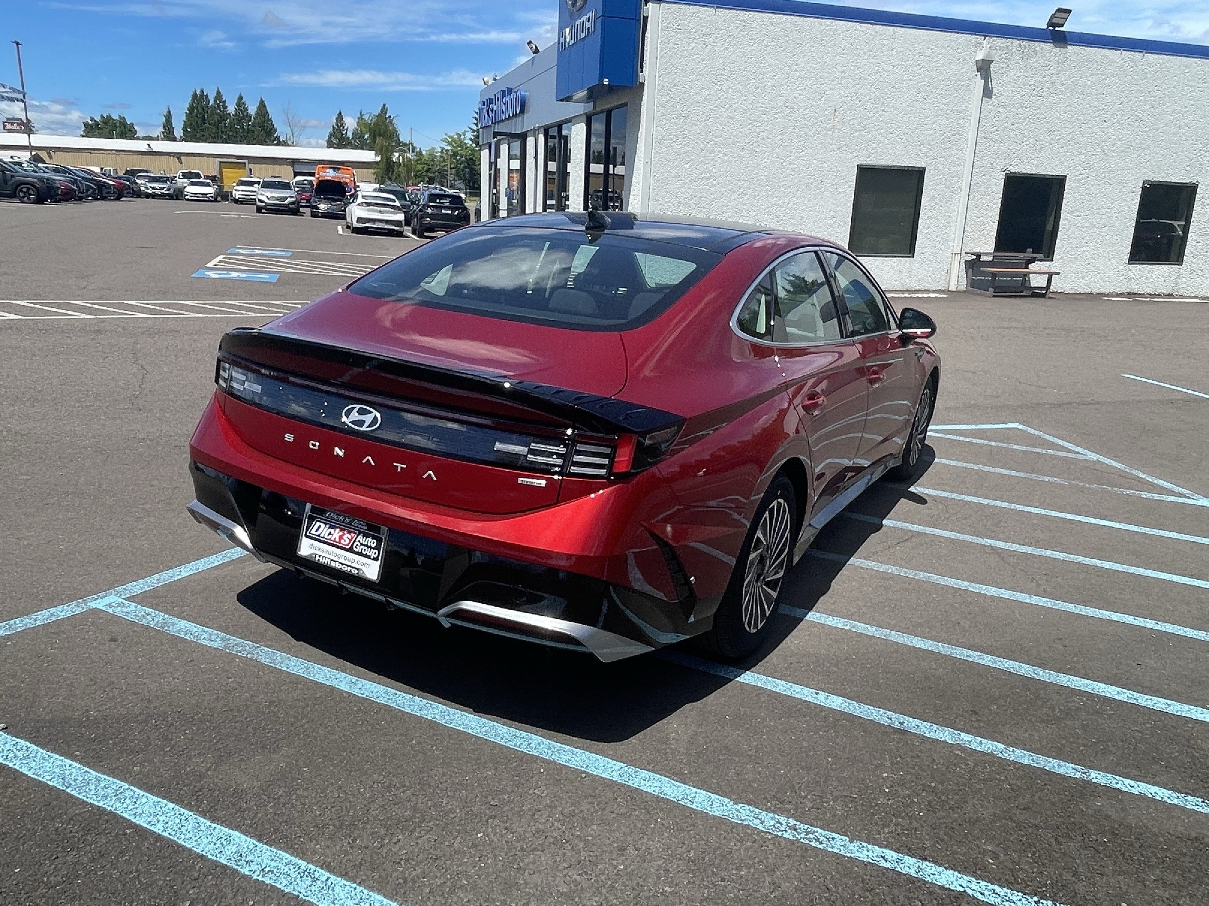 2026 Hyundai SONATA HYBRID SEL