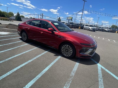 2026 Hyundai SONATA HYBRID SEL