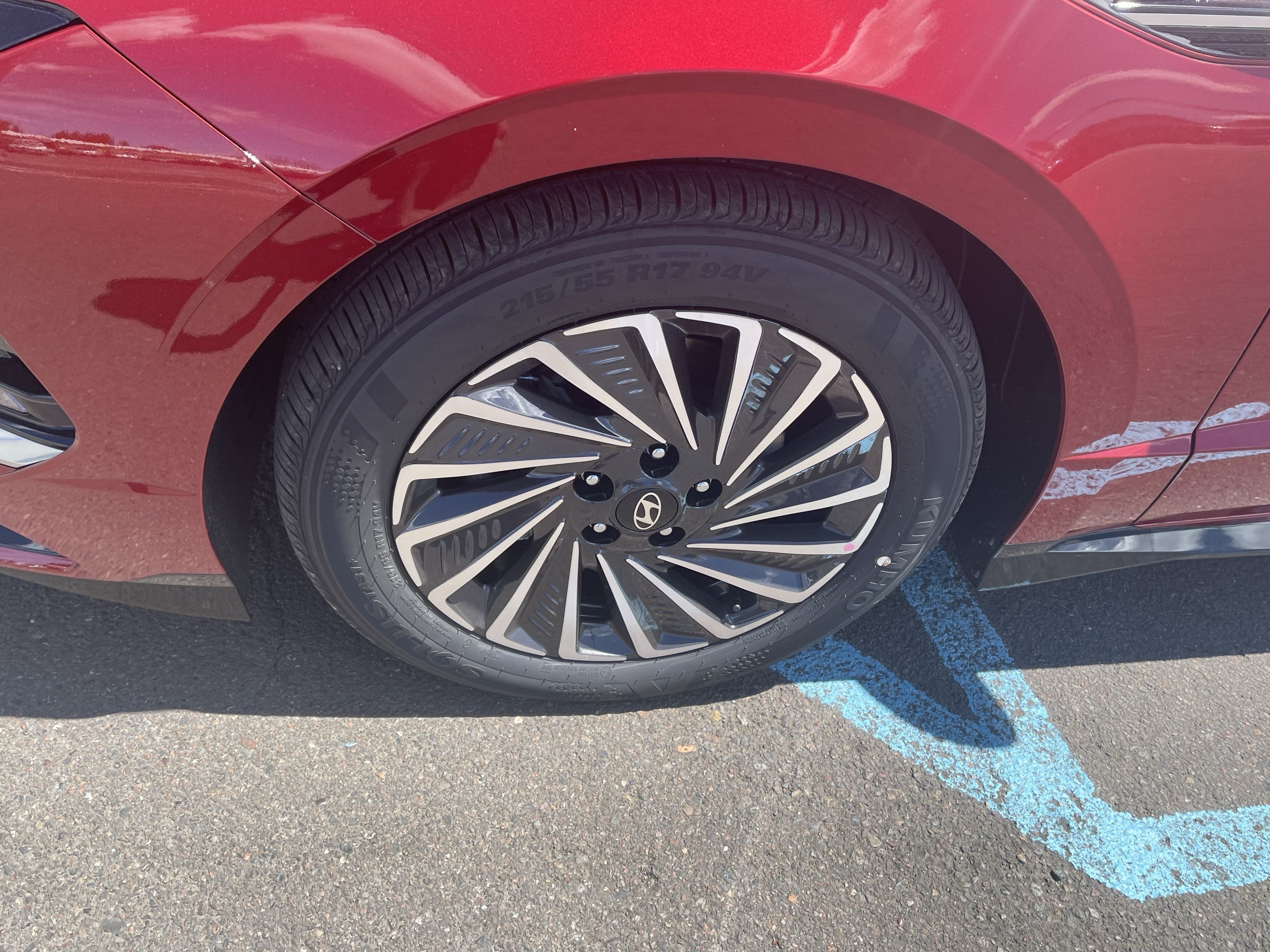 2026 Hyundai SONATA HYBRID SEL