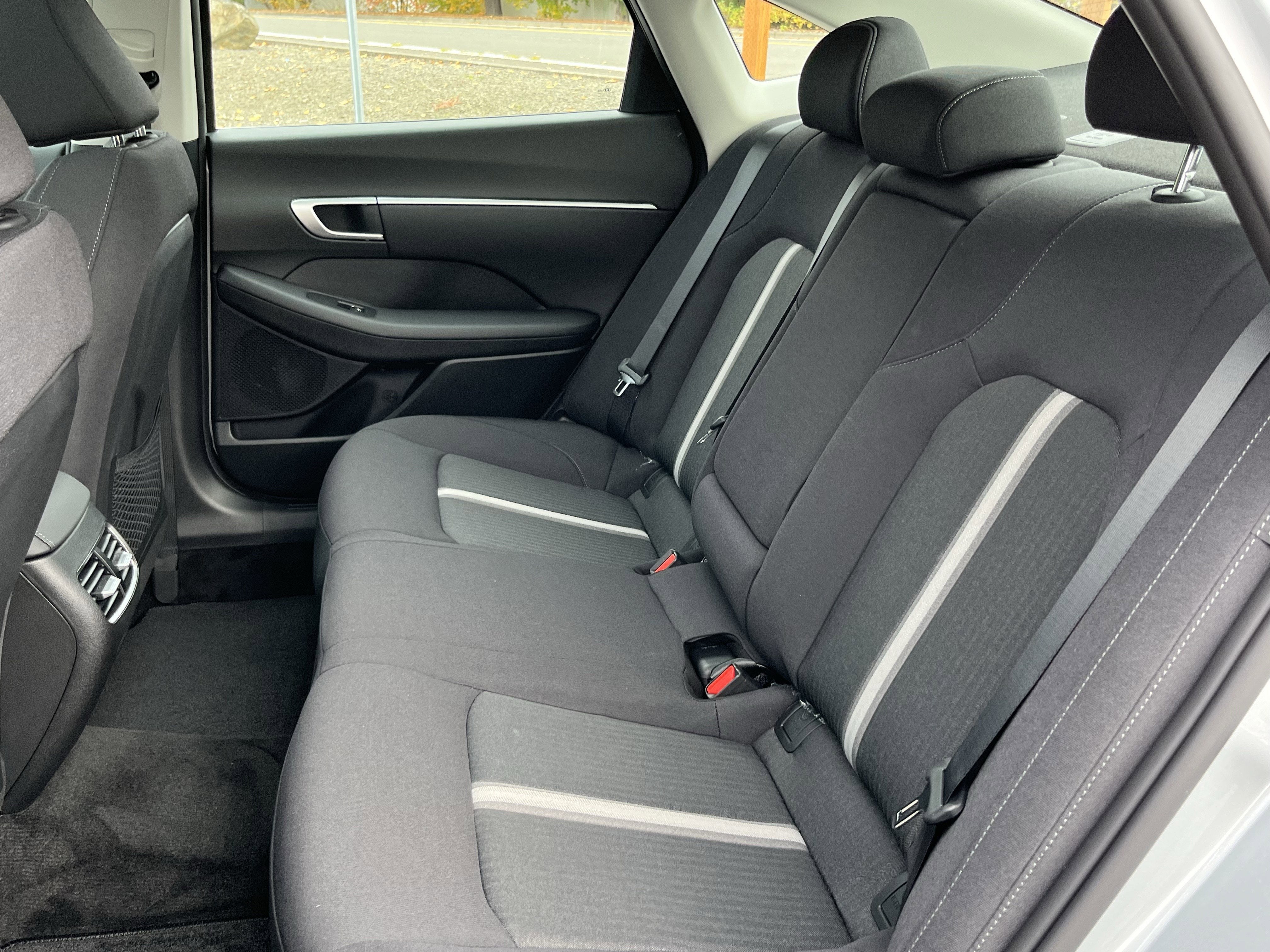 2026 Hyundai SONATA HYBRID SEL