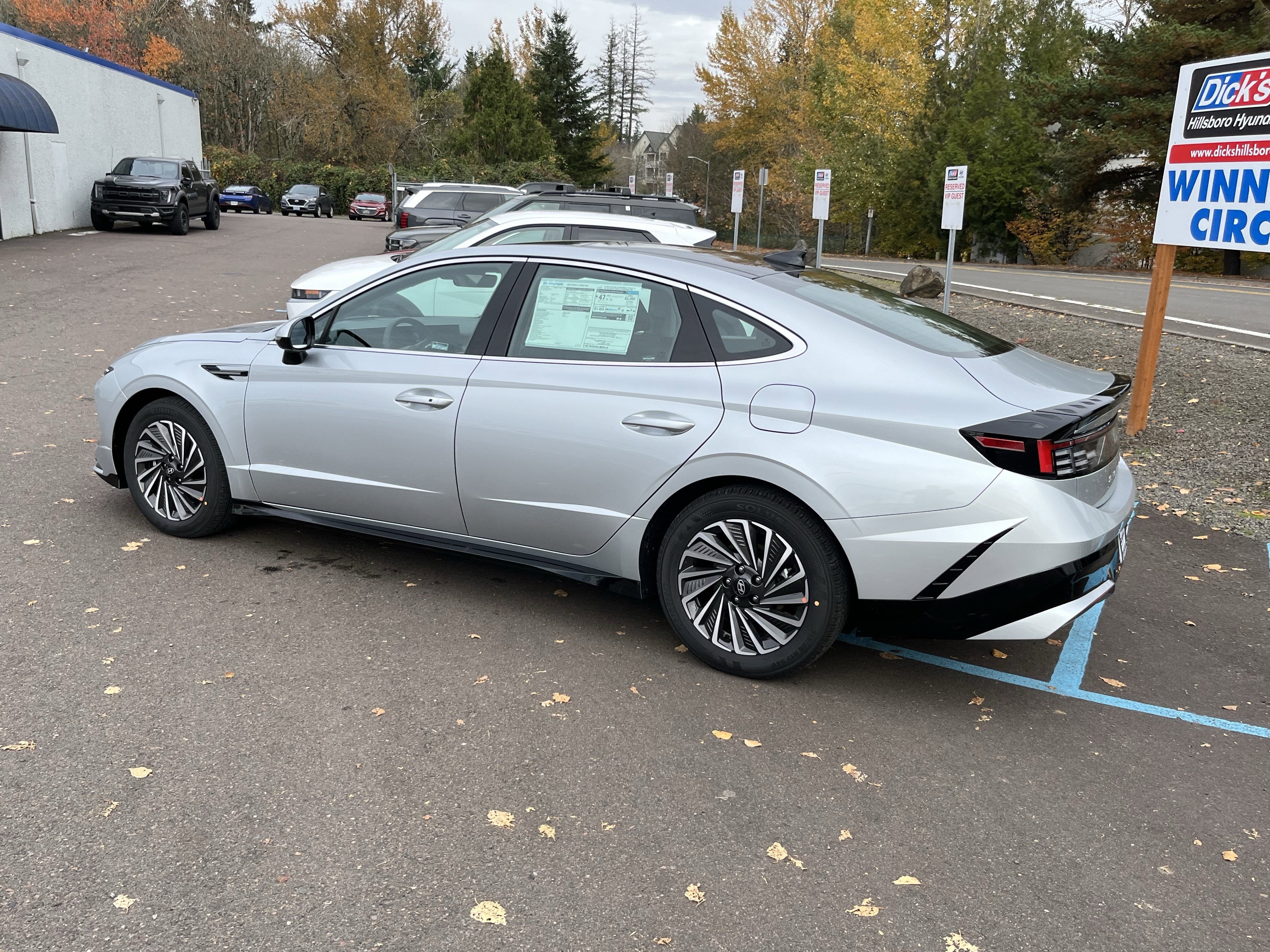 2026 Hyundai SONATA HYBRID SEL
