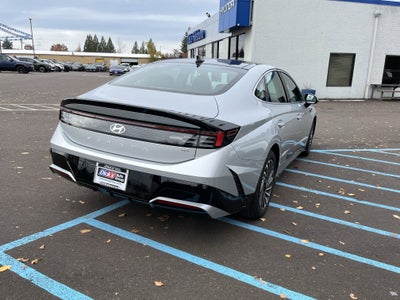 2026 Hyundai SONATA HYBRID SEL