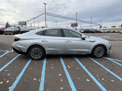 2026 Hyundai SONATA HYBRID SEL