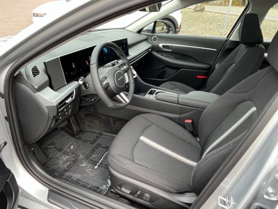 2026 Hyundai SONATA HYBRID SEL
