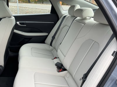 2026 Hyundai SONATA HYBRID SEL