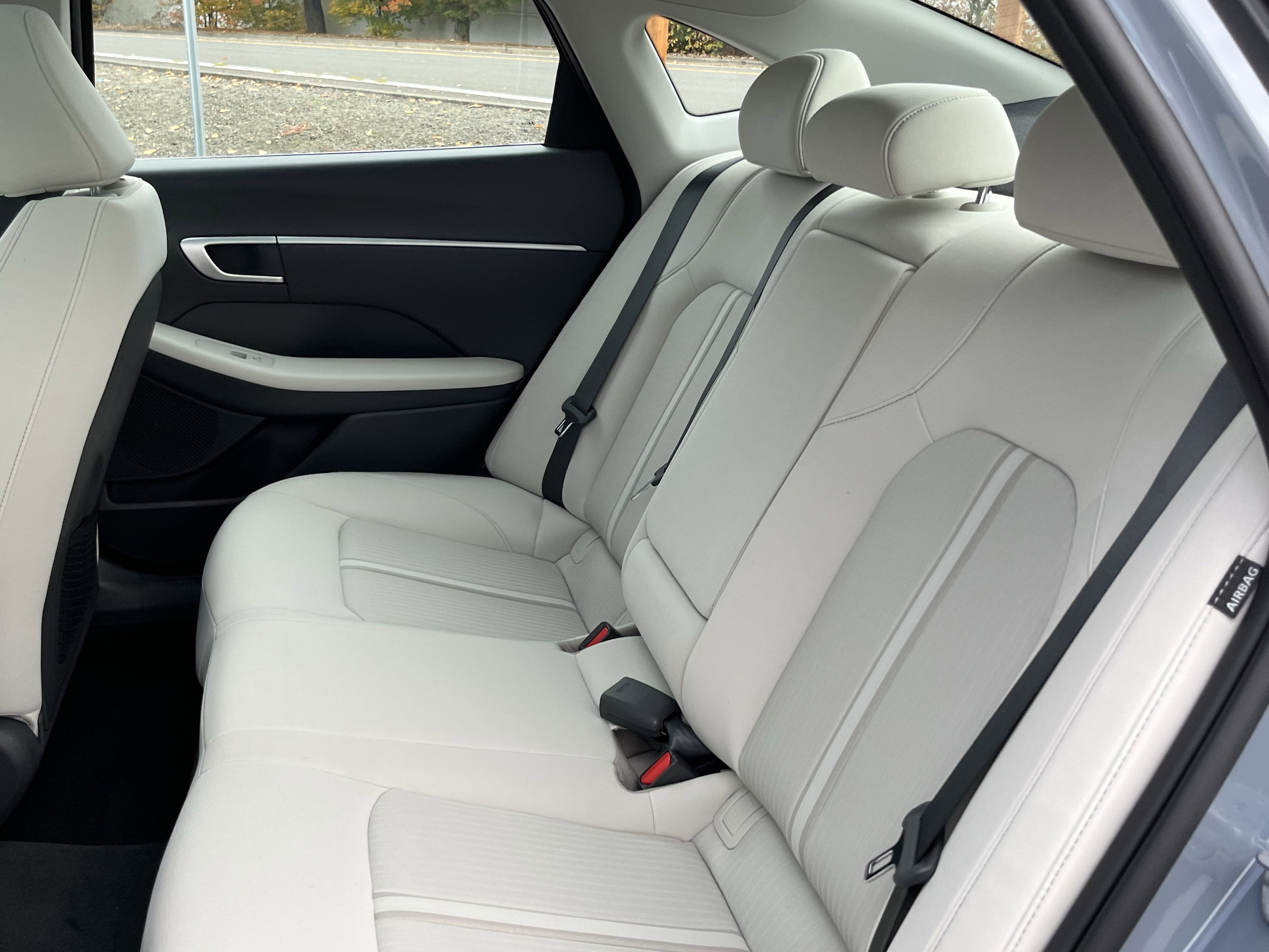 2026 Hyundai SONATA HYBRID SEL