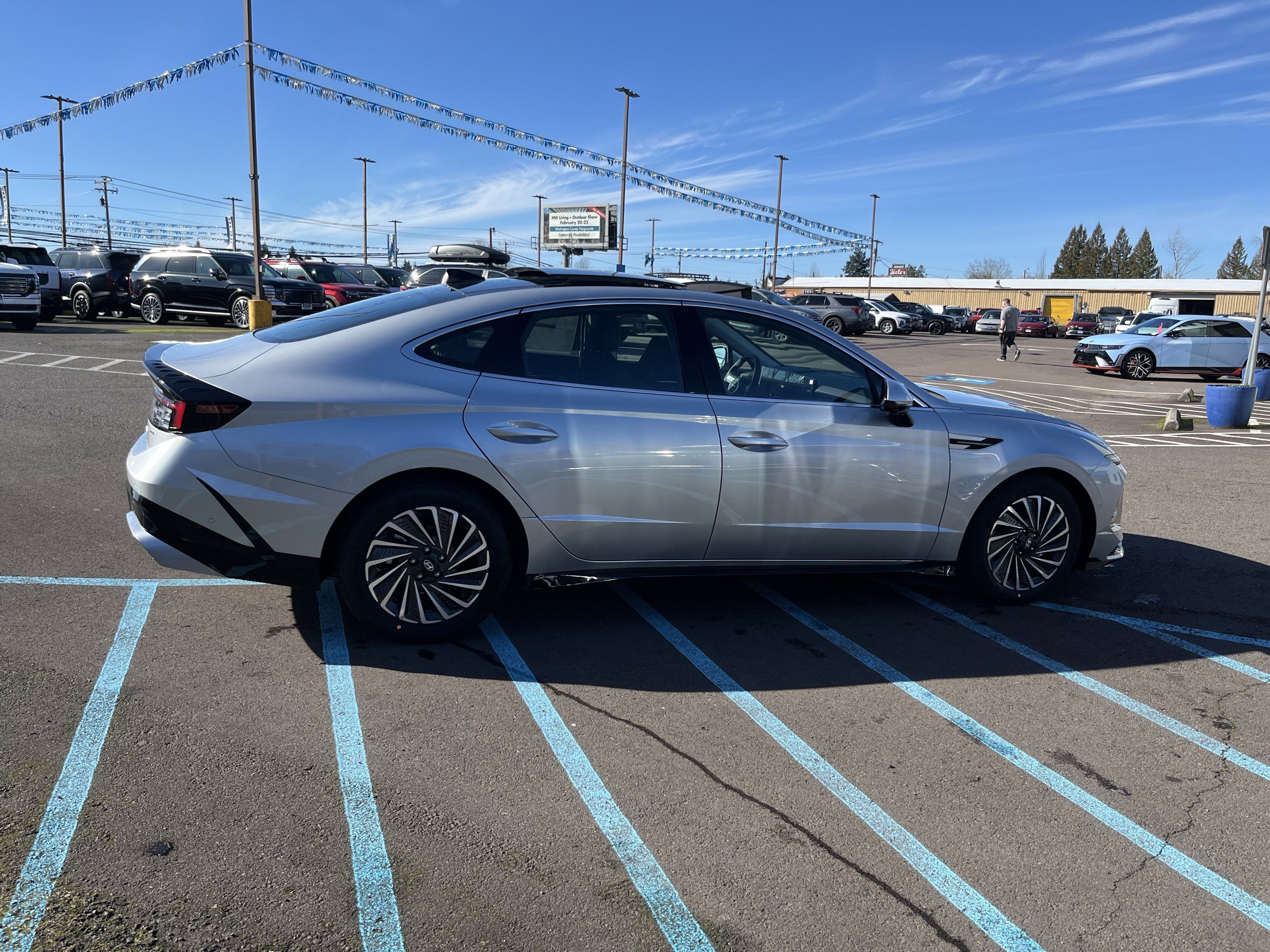 2026 Hyundai SONATA HYBRID Limited