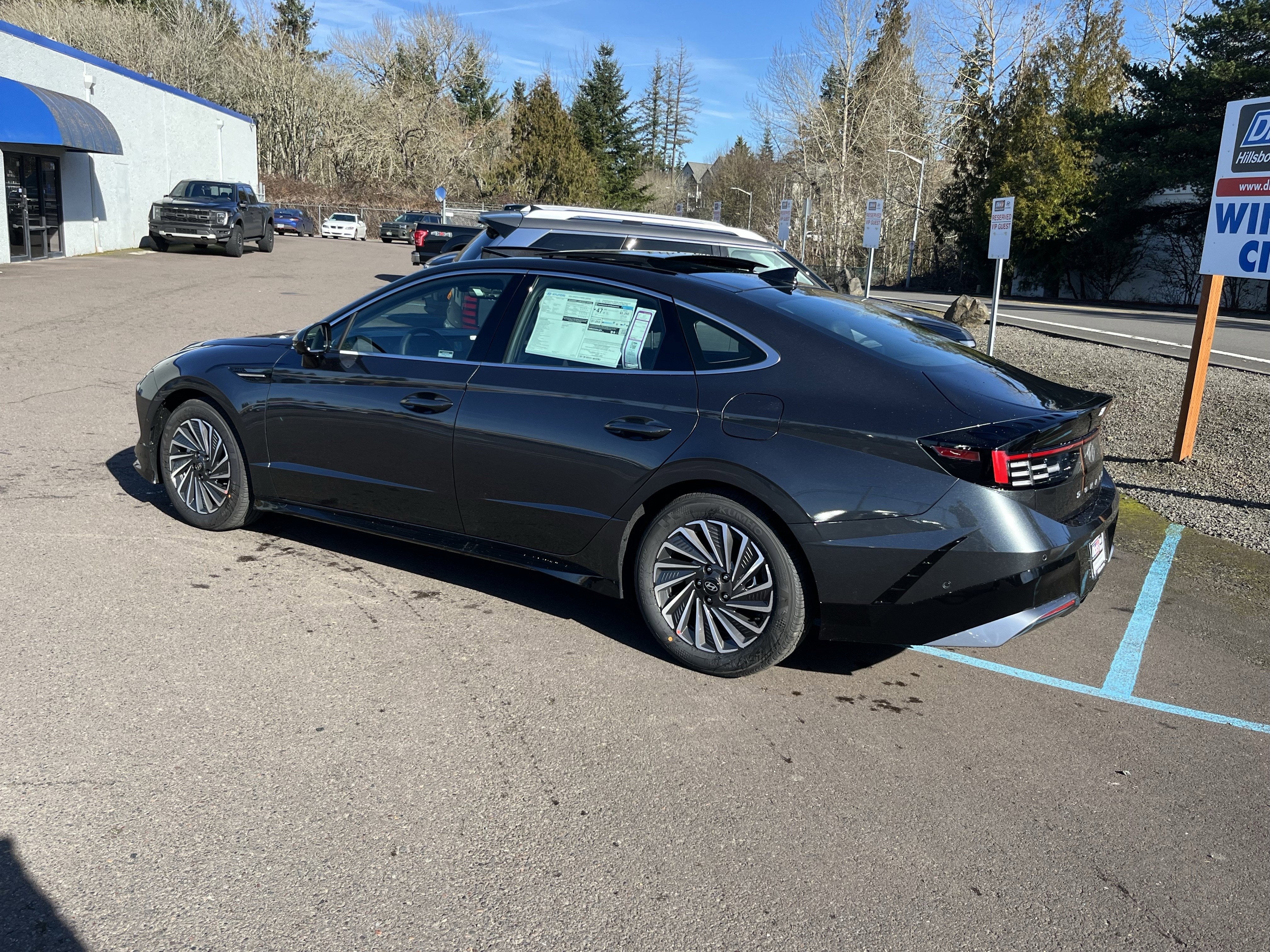 2026 Hyundai SONATA HYBRID Limited