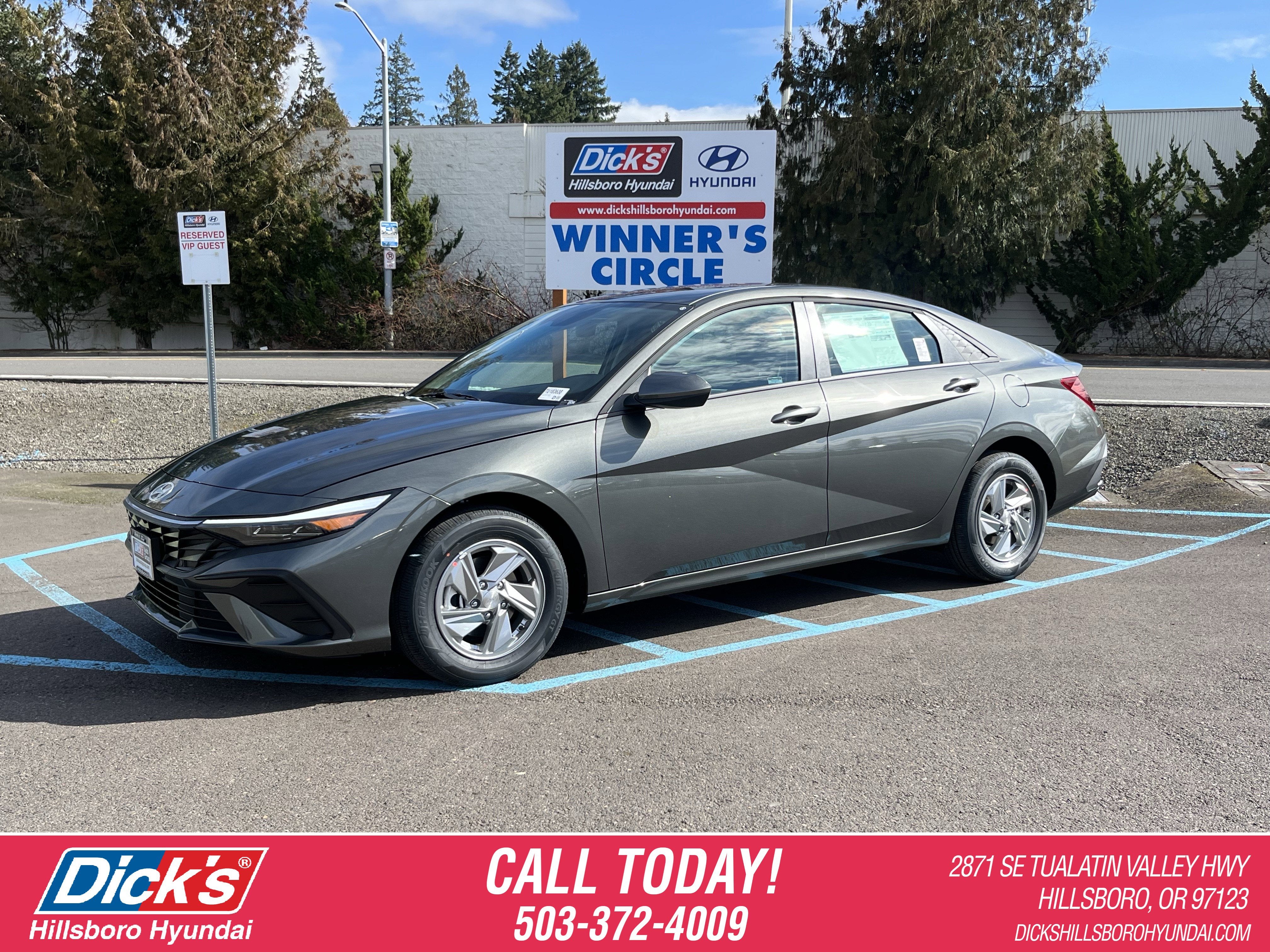 2026 Hyundai ELANTRA SE