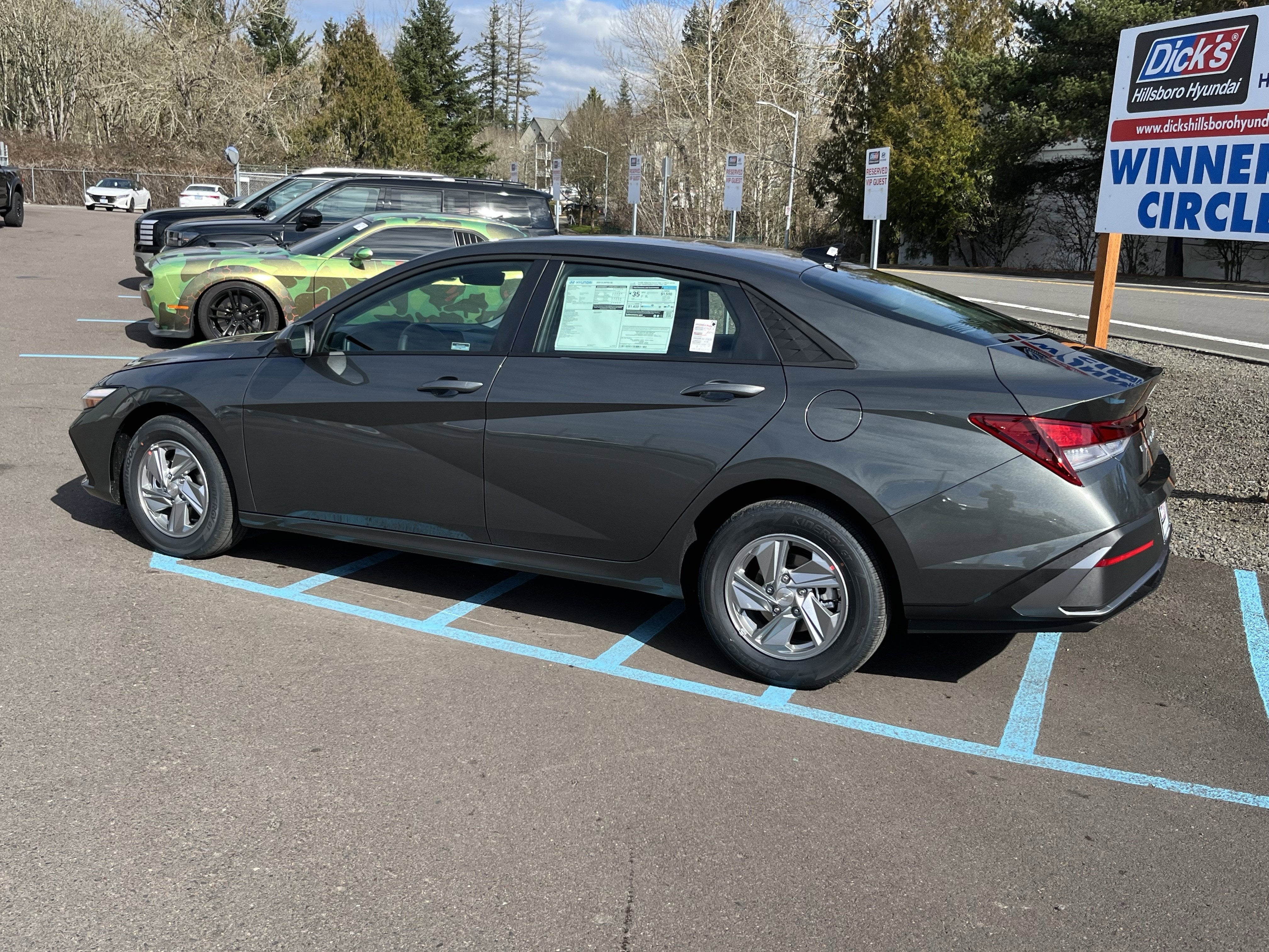 2026 Hyundai ELANTRA SE