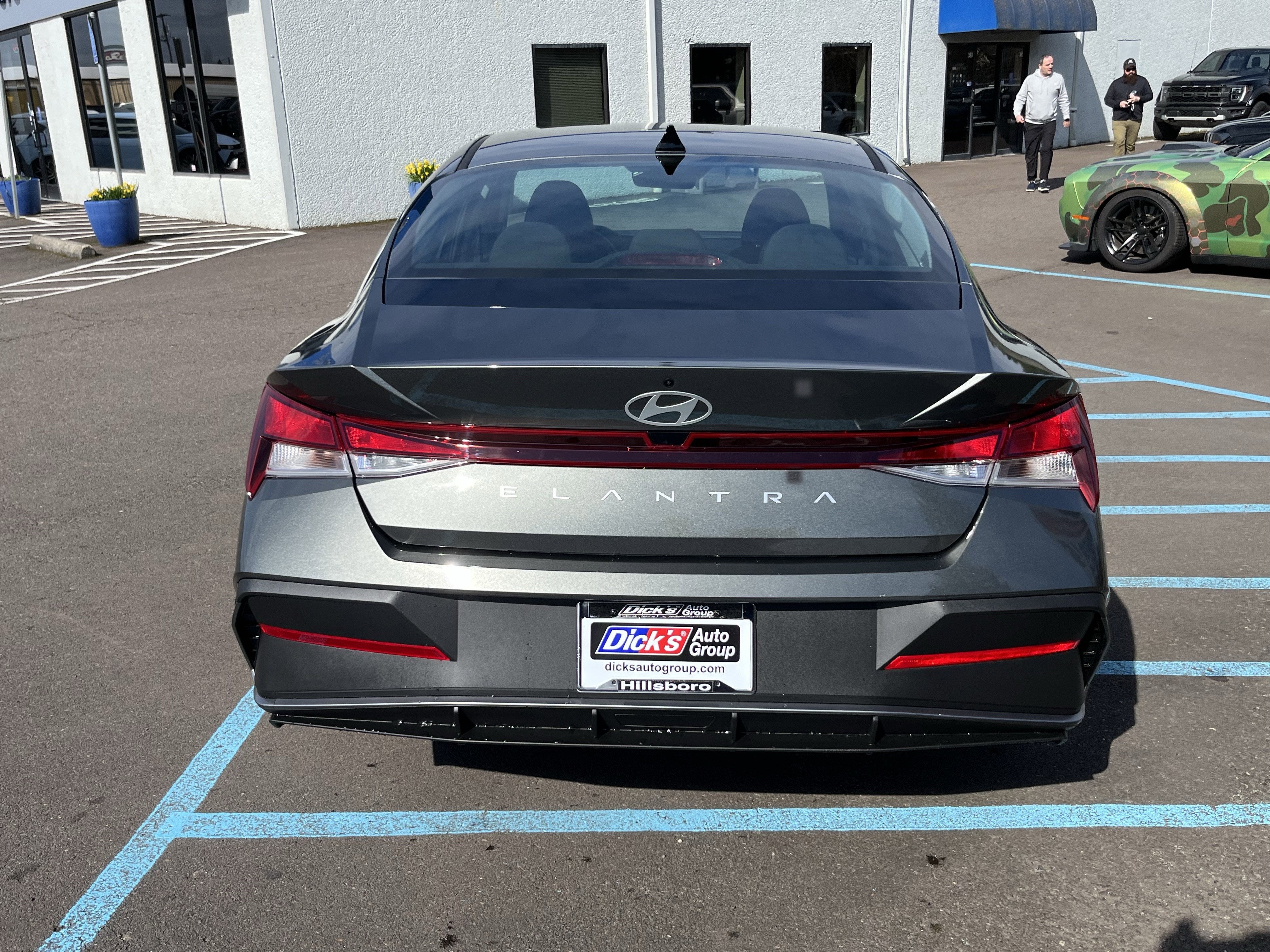 2026 Hyundai ELANTRA SE