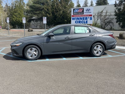 2026 Hyundai ELANTRA SE