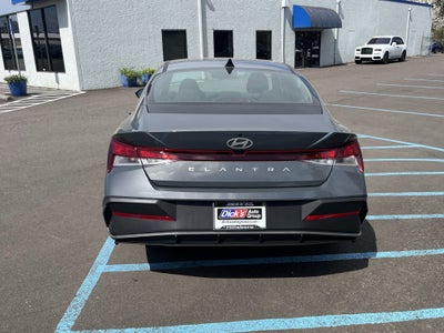 2026 Hyundai ELANTRA SE