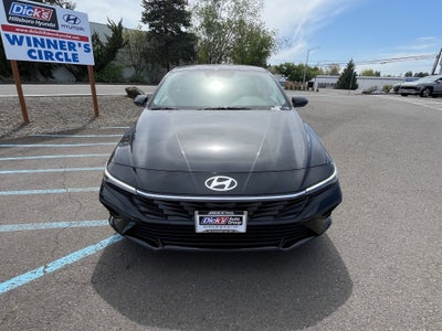 2026 Hyundai ELANTRA SE