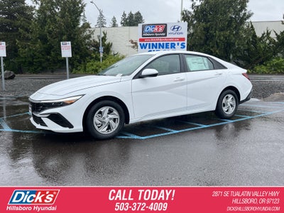 2026 Hyundai ELANTRA SE