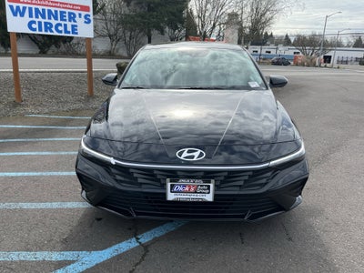 2026 Hyundai ELANTRA SE