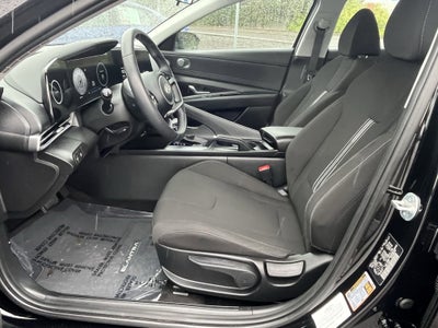 2025 Hyundai ELANTRA Preferred