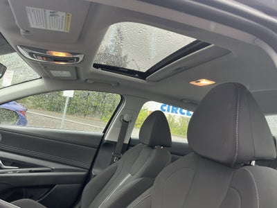 2025 Hyundai ELANTRA Preferred