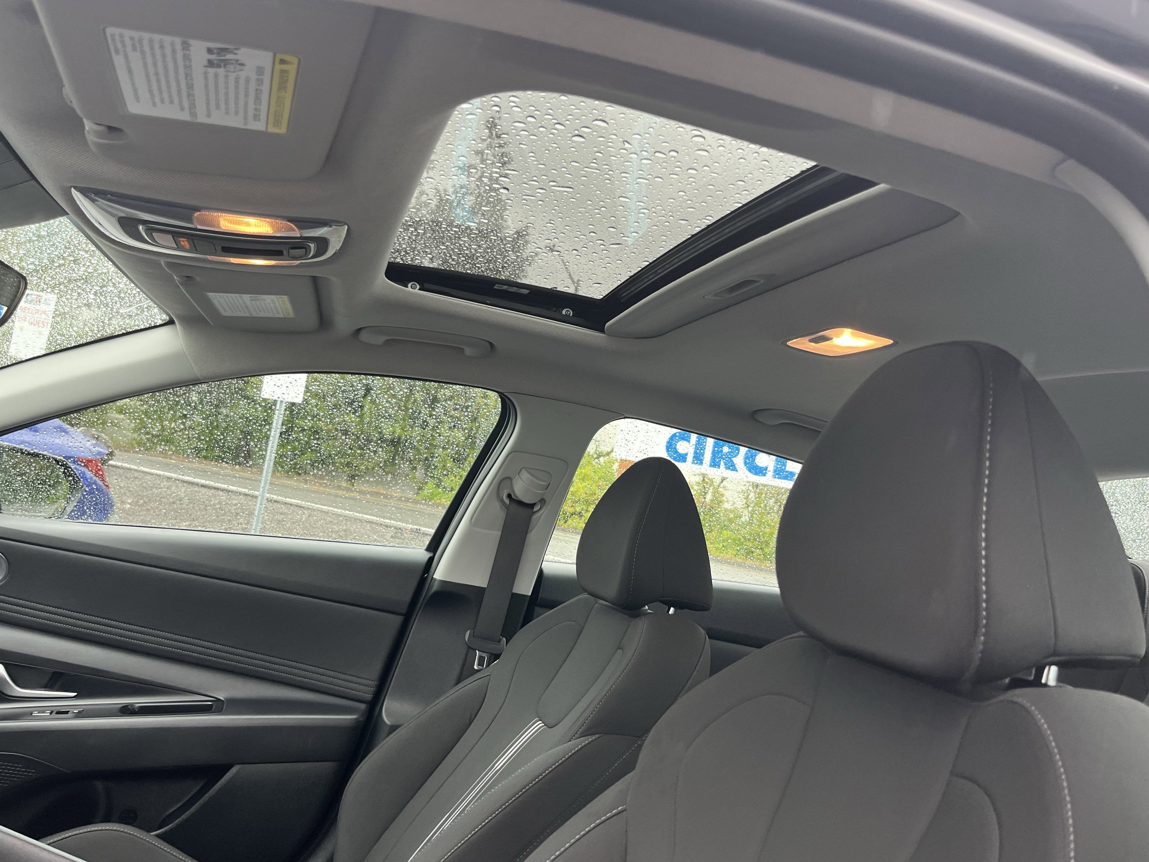 2025 Hyundai ELANTRA Preferred
