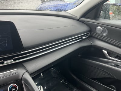 2025 Hyundai ELANTRA Preferred