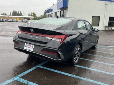 2025 Hyundai ELANTRA Preferred