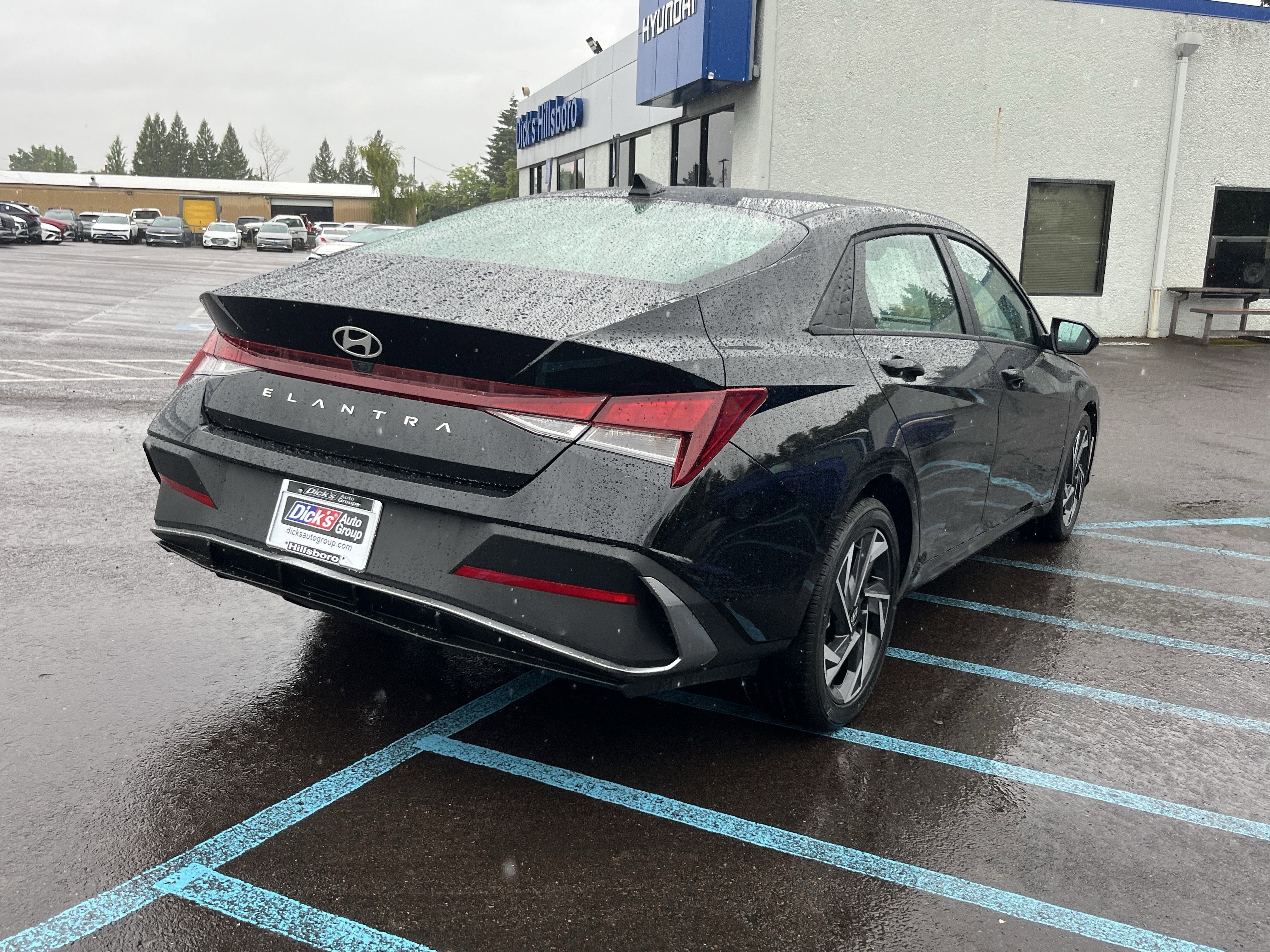2025 Hyundai ELANTRA Preferred