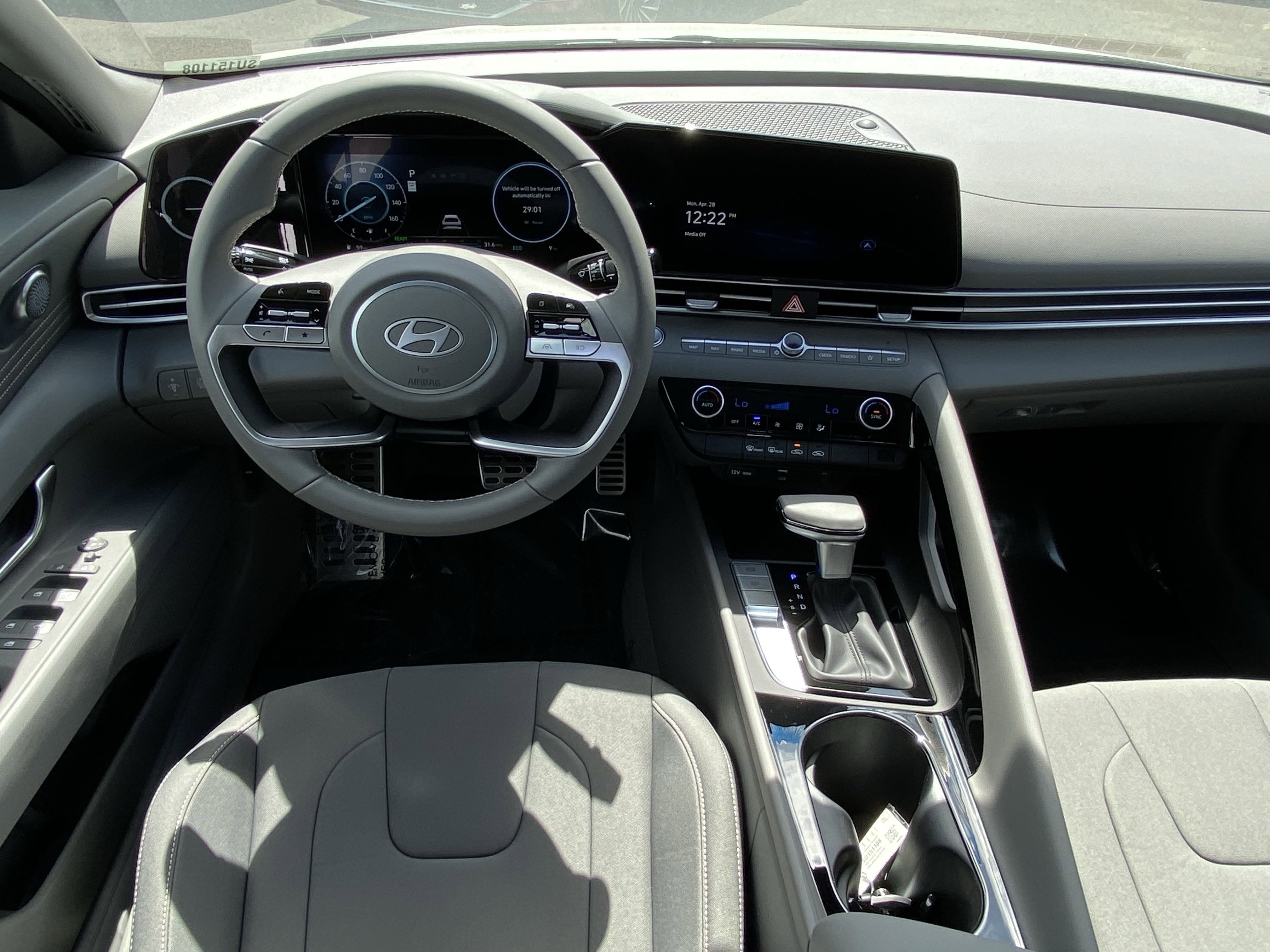 2025 Hyundai ELANTRA HYBRID SEL Sport