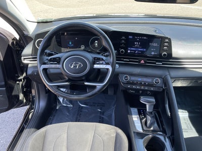 2021 Hyundai ELANTRA SEL