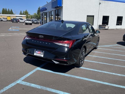 2021 Hyundai ELANTRA SEL