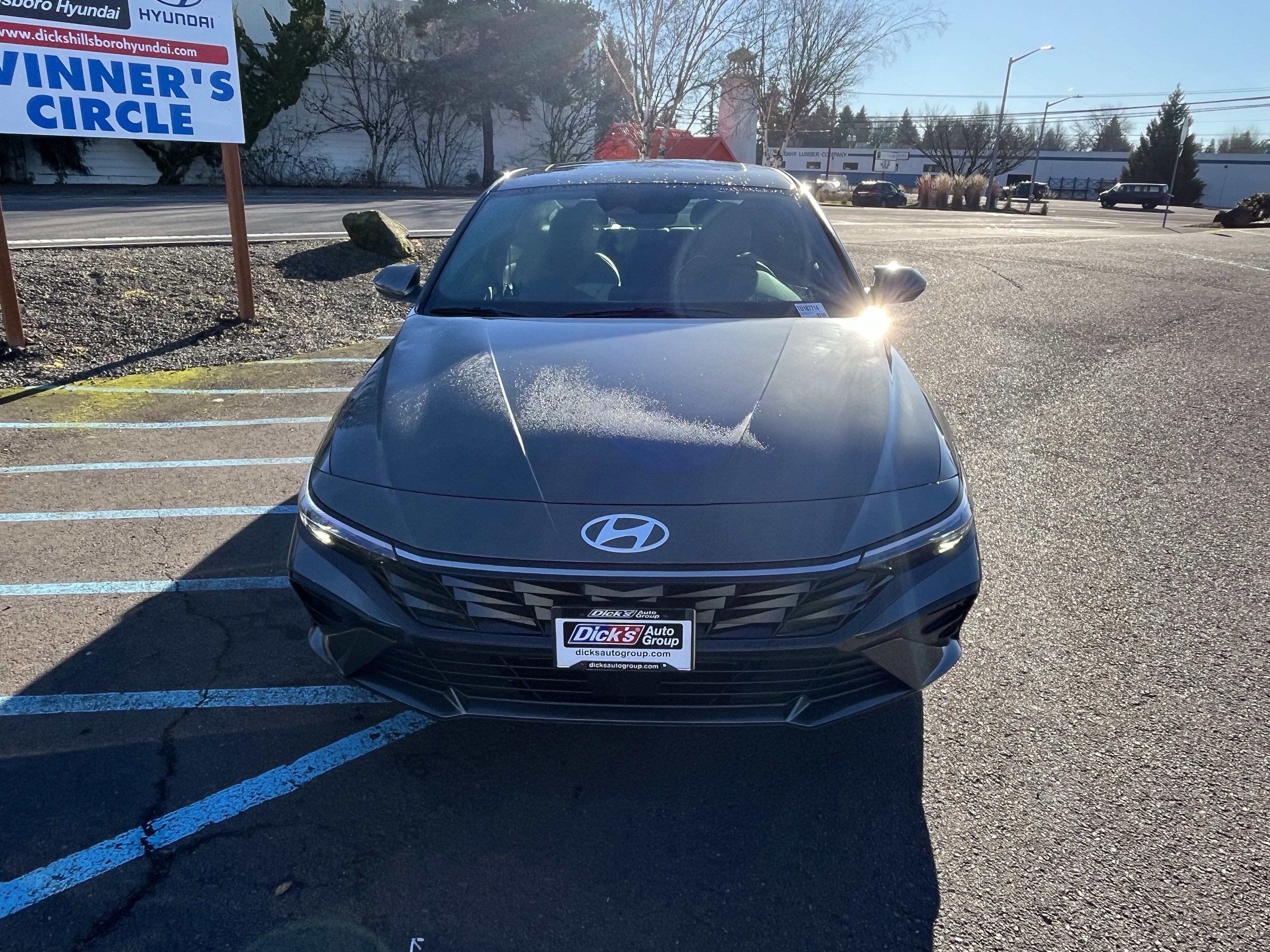 2026 Hyundai ELANTRA HYBRID Limited