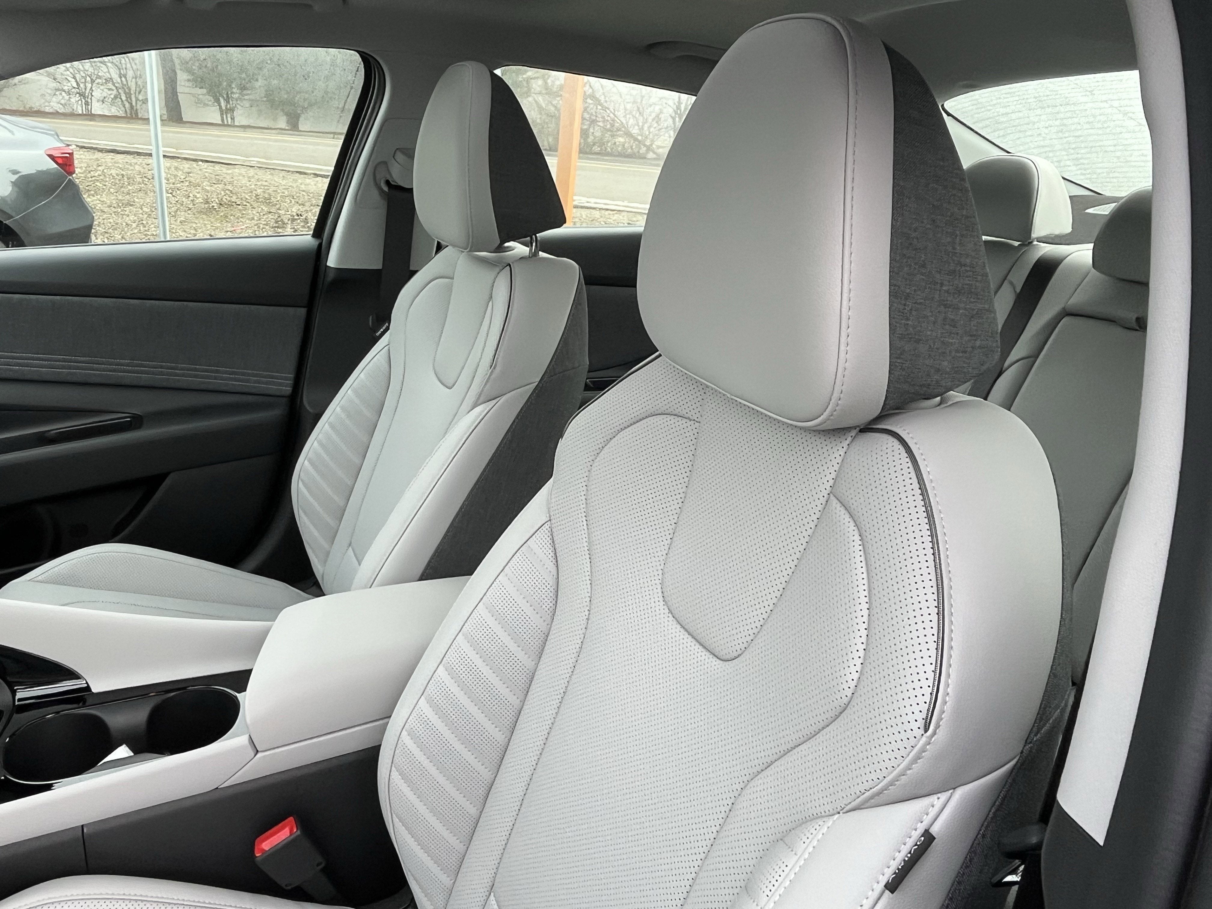 2026 Hyundai ELANTRA HYBRID Limited