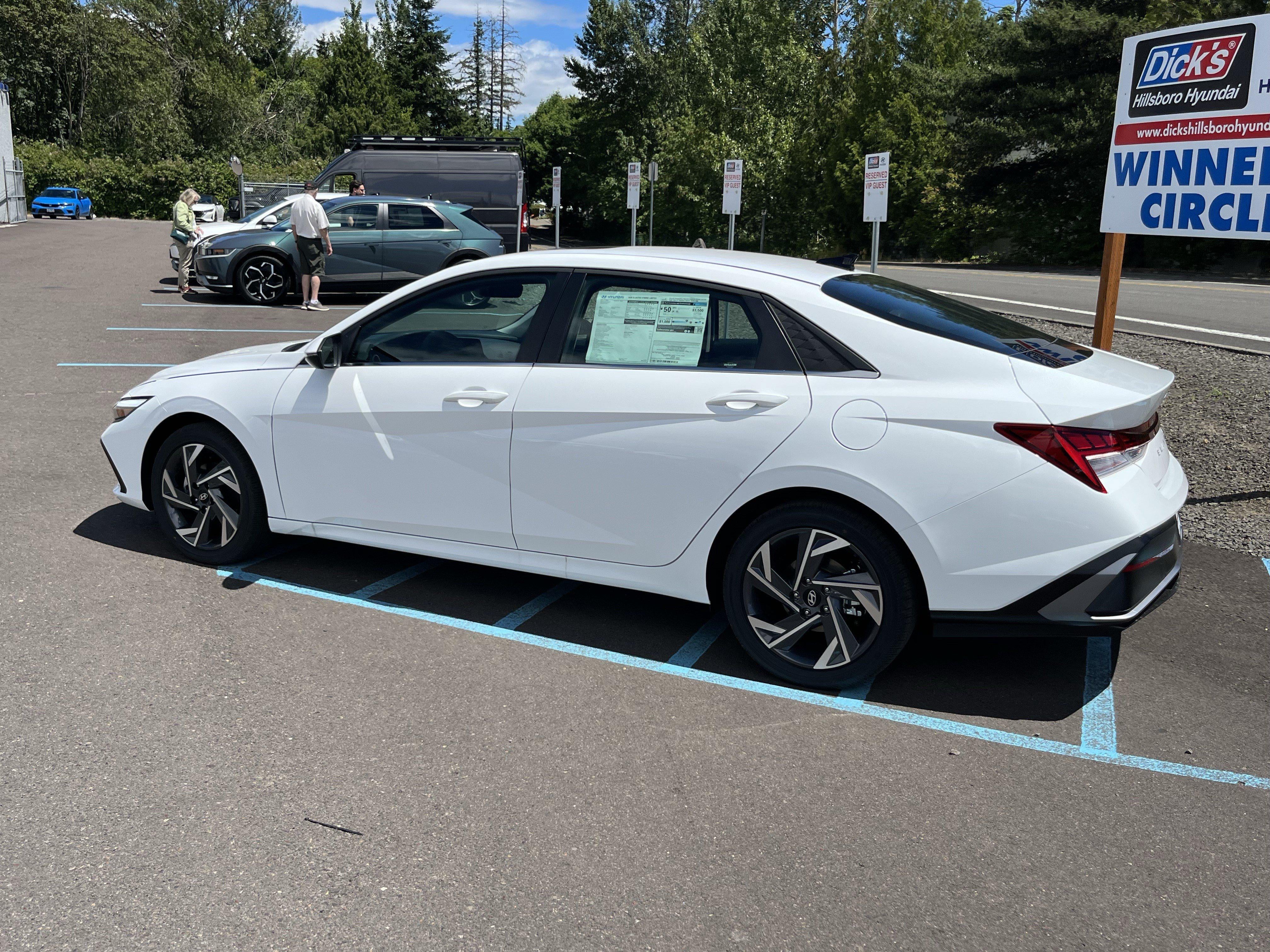 2026 Hyundai ELANTRA HYBRID Limited