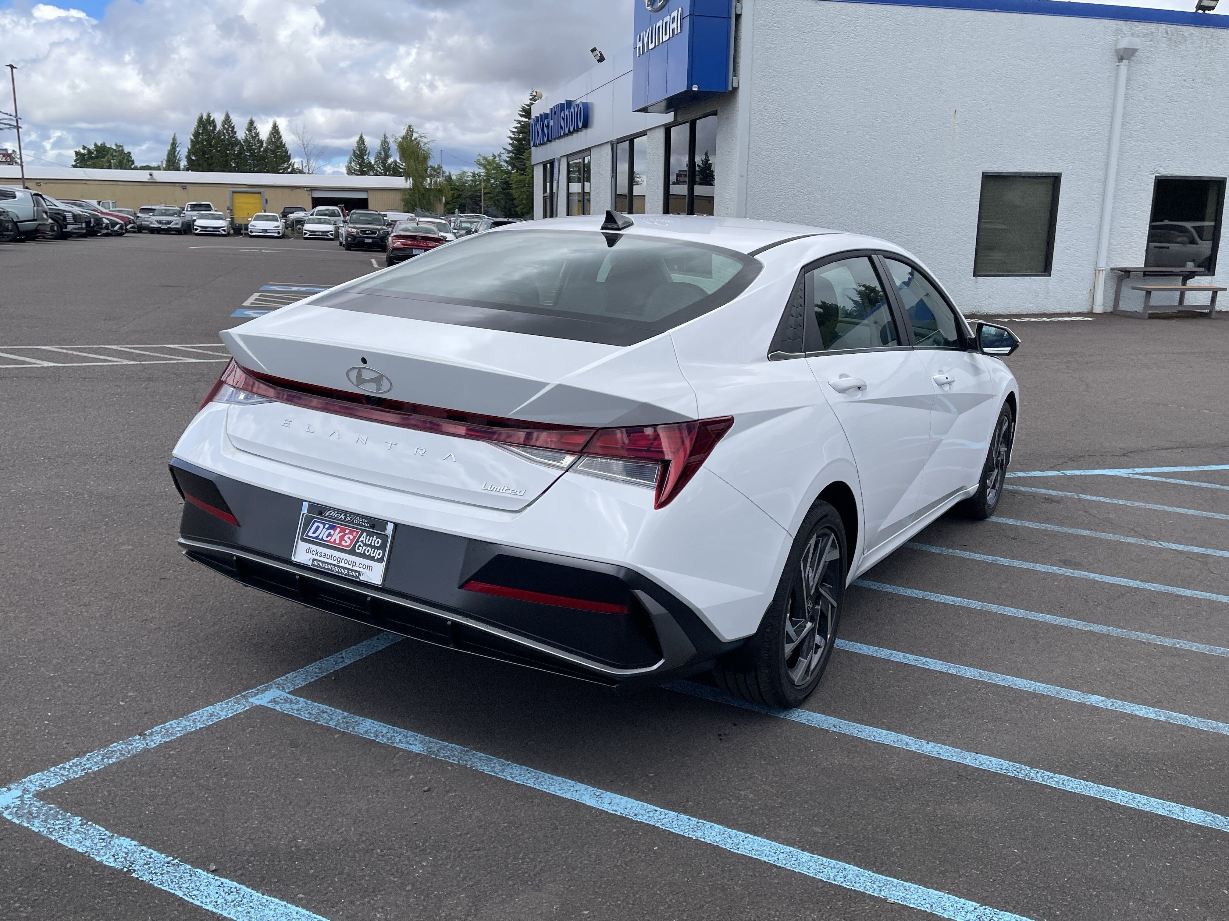 2026 Hyundai ELANTRA Limited