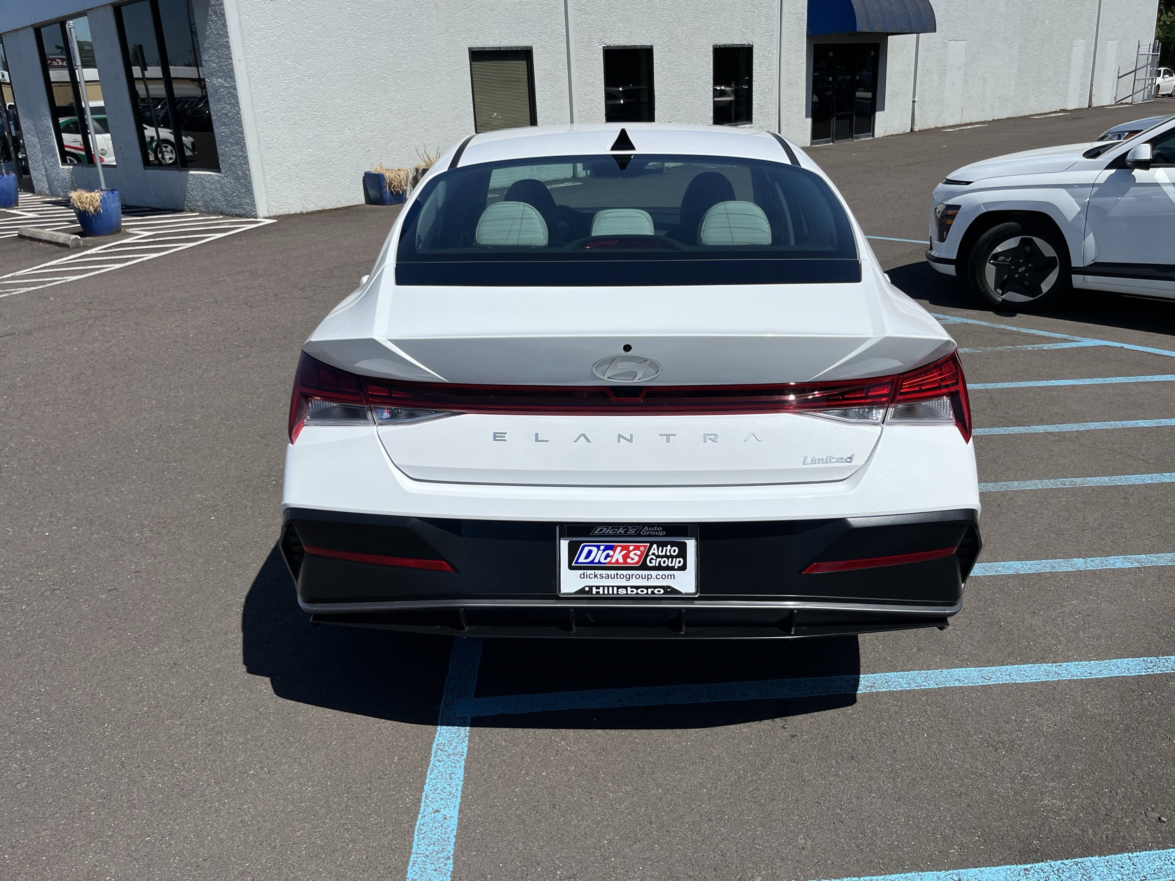 2026 Hyundai ELANTRA Limited