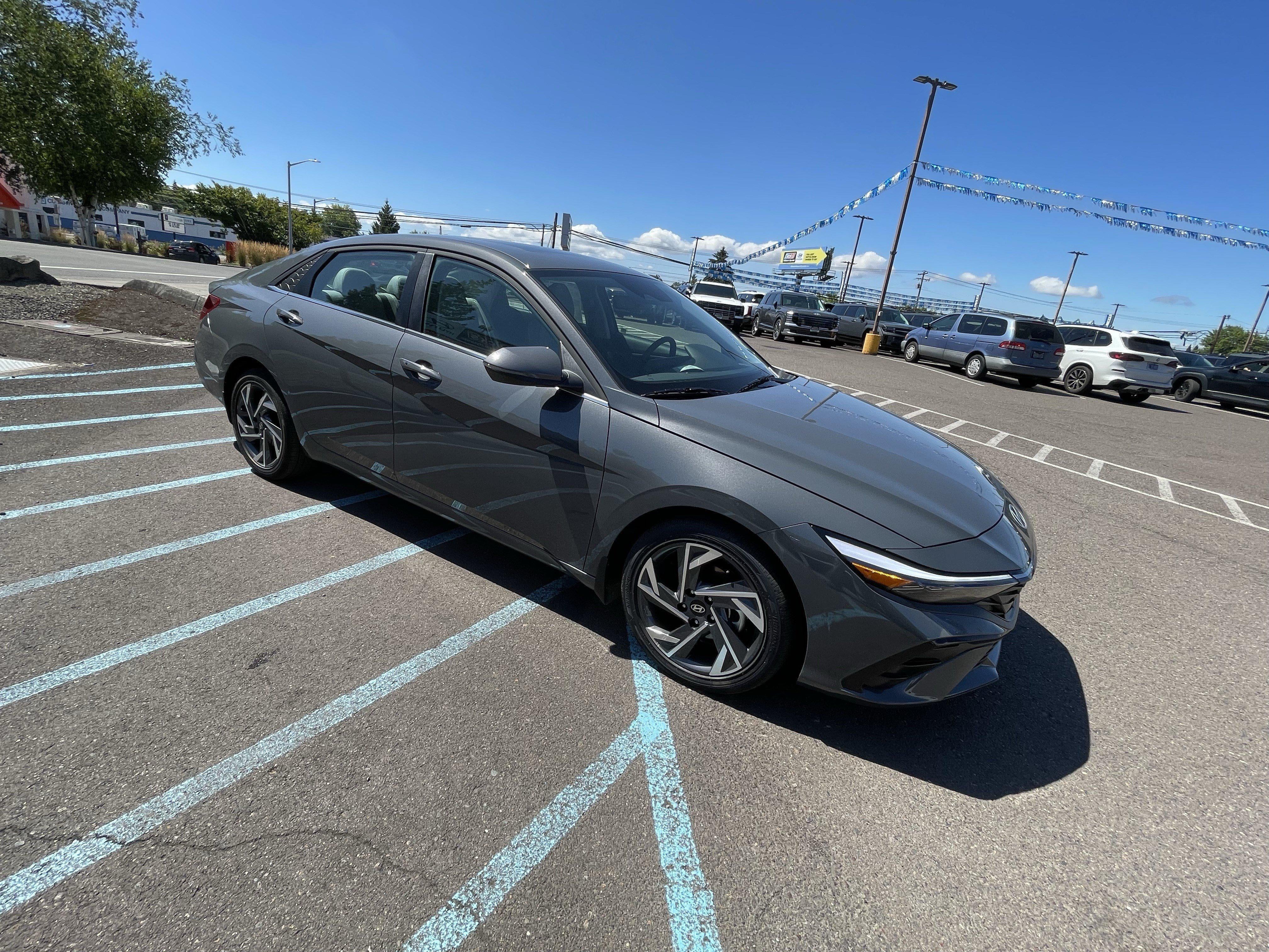 2026 Hyundai ELANTRA Limited