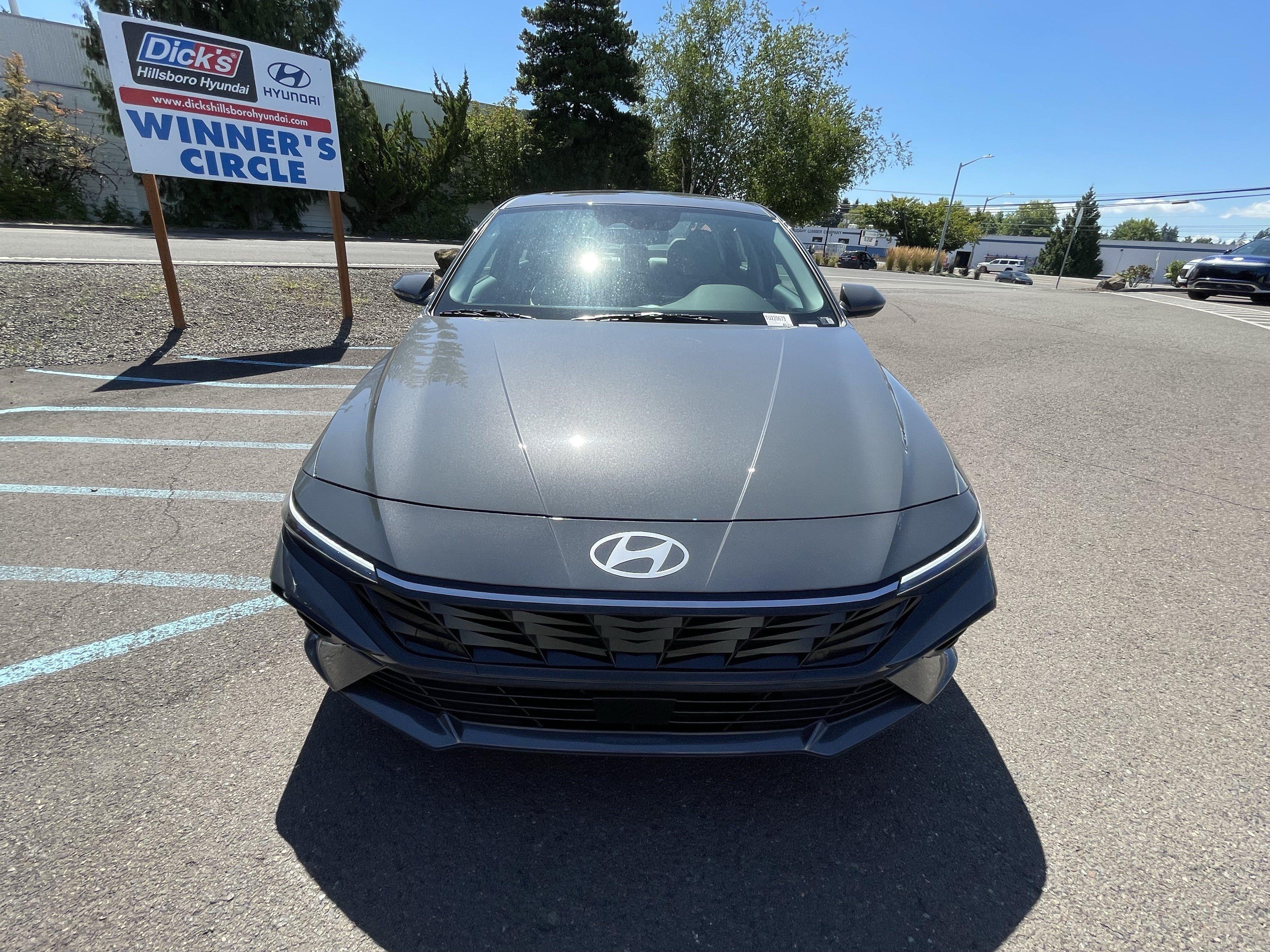 2026 Hyundai ELANTRA Limited