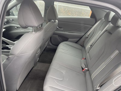 2025 Hyundai ELANTRA SEL Convenience