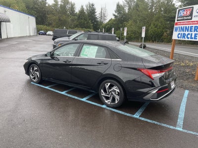 2025 Hyundai ELANTRA SEL Convenience