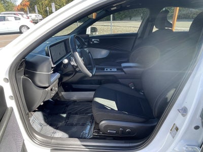 2024 Hyundai IONIQ 6 SE