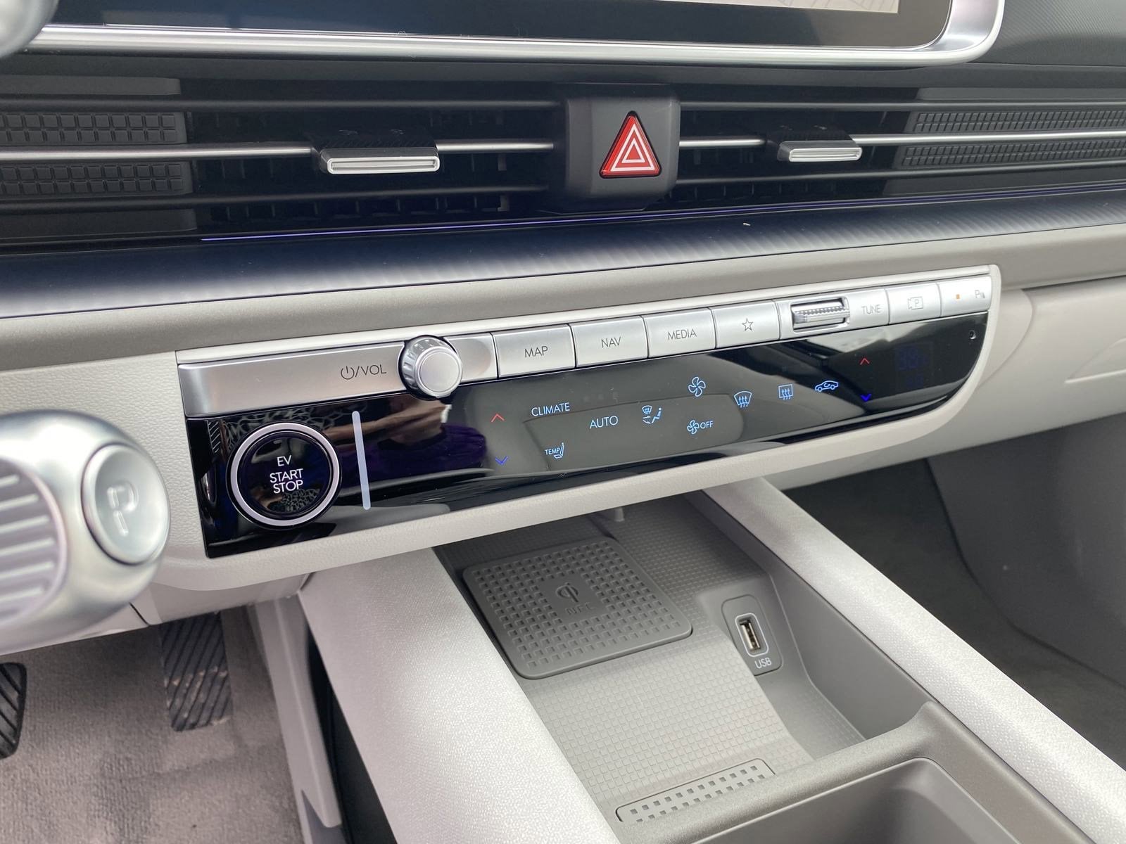 2025 Hyundai IONIQ 6 SEL