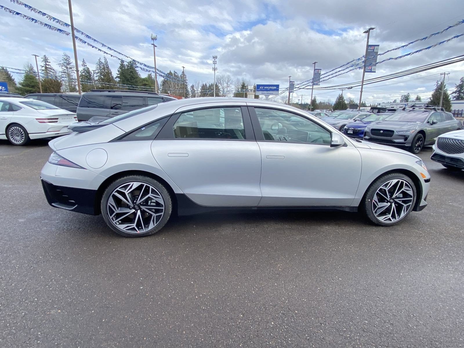 2025 Hyundai IONIQ 6 SEL