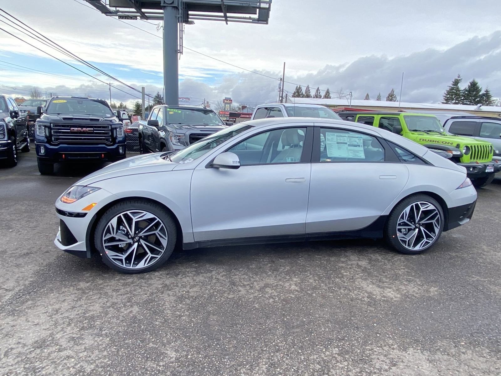 2025 Hyundai IONIQ 6 SEL