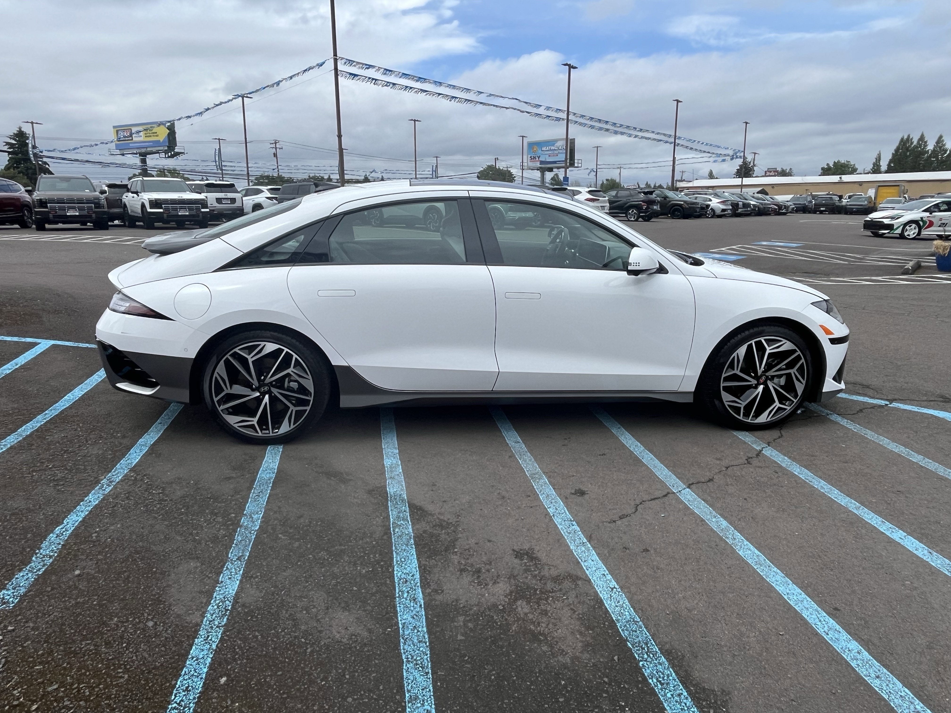 2025 Hyundai IONIQ 6 Limited