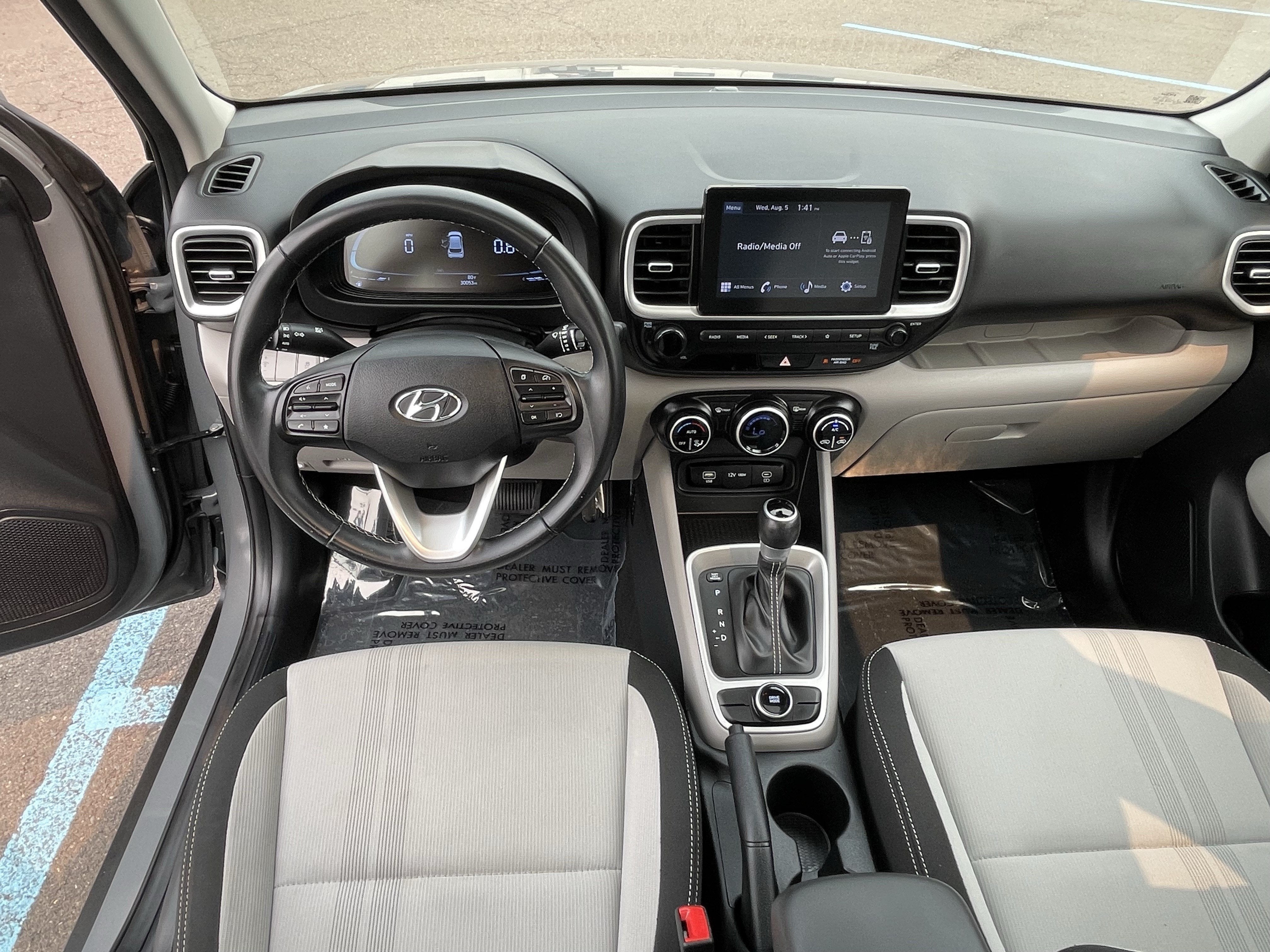 2023 Hyundai VENUE SEL