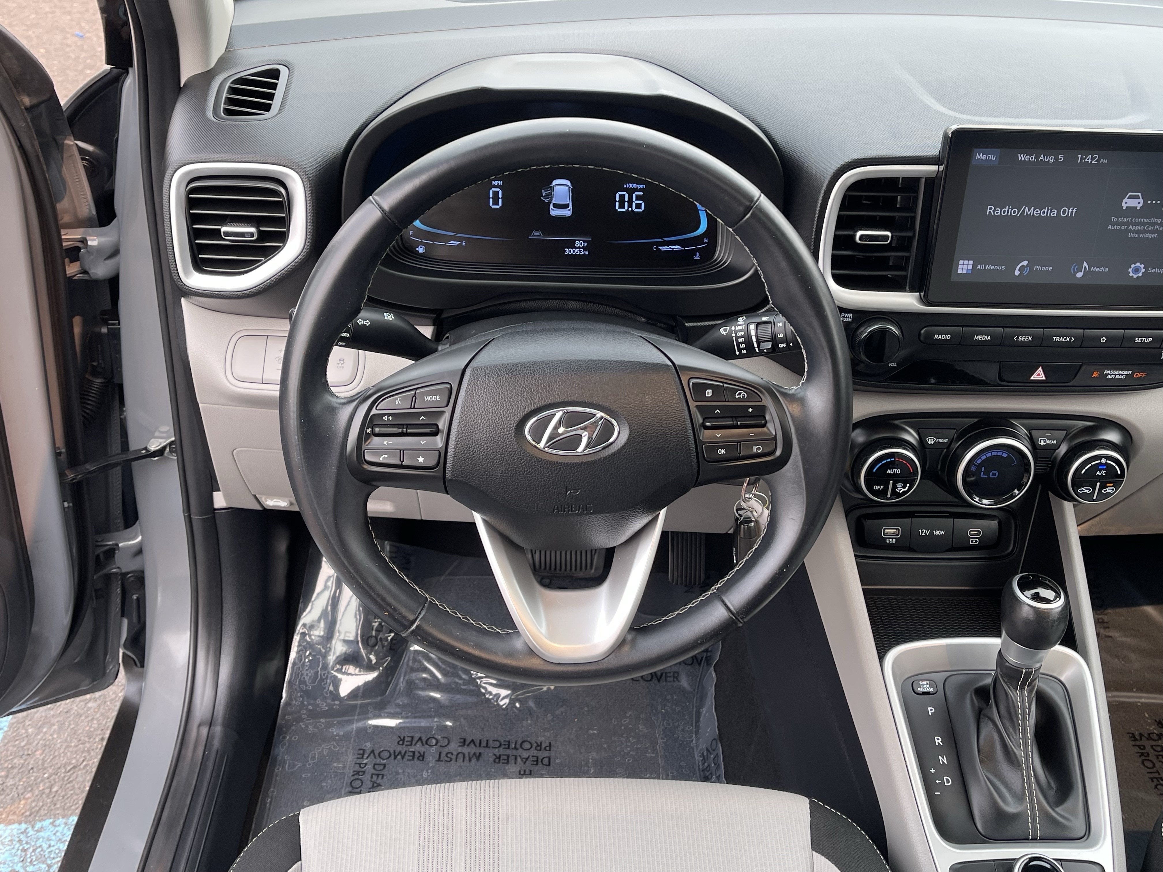 2023 Hyundai VENUE SEL