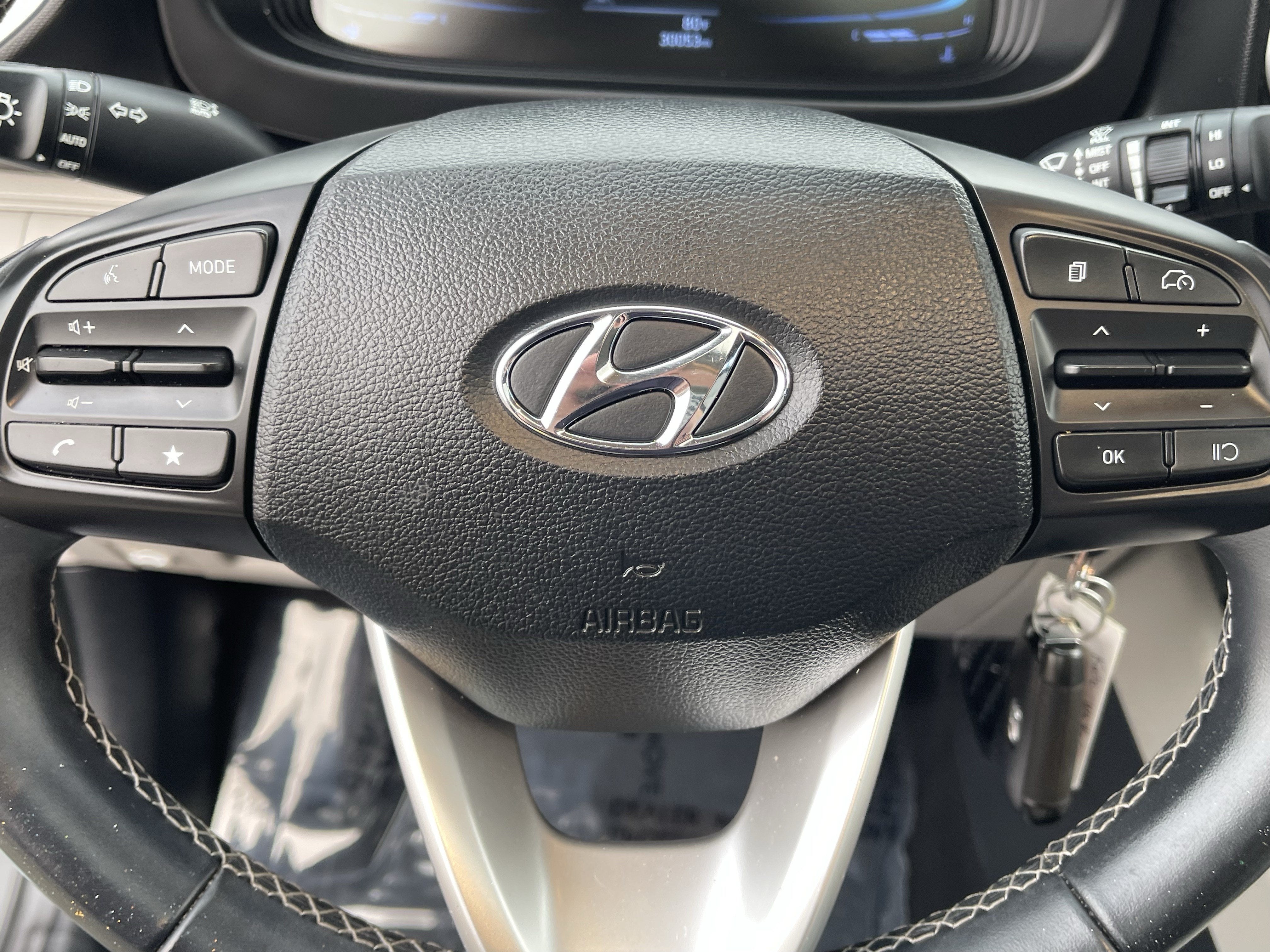 2023 Hyundai VENUE SEL